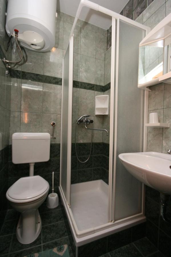 Double Room Jakisnica 4160D Лун Екстер'єр фото