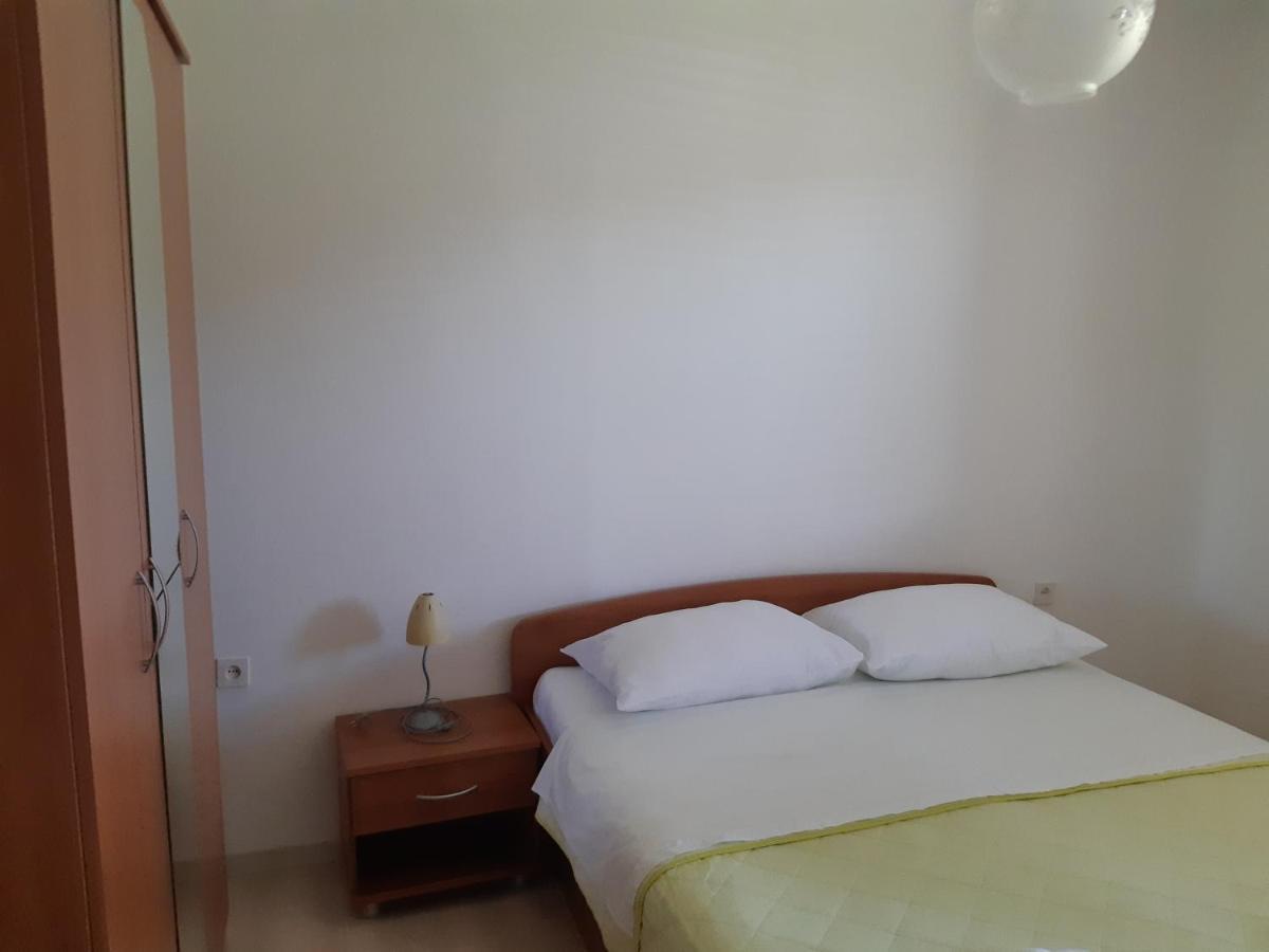 Double Room Jakisnica 4160D Лун Екстер'єр фото